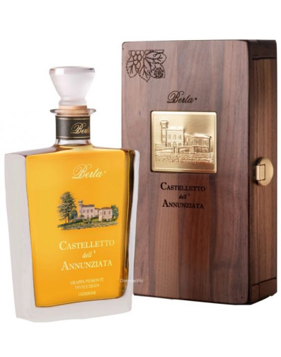 Grappa Castelletto Dell'Annunziata cassa di Legno