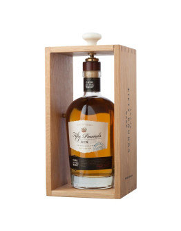 Gin Fifty Pounds Cask at the Back