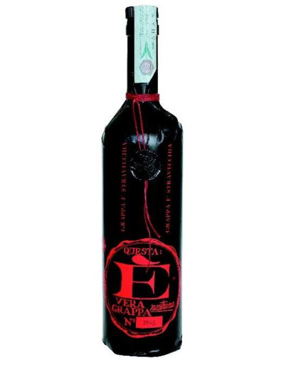 Grappa invecchiata in botti di rovere