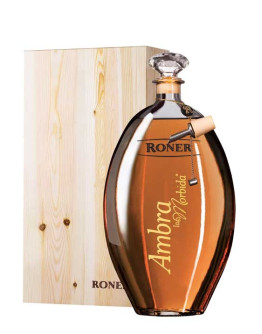 Grappa Roner Amber Die weiche Magnum in einer Holzkiste